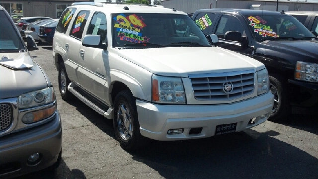 Cadillac Escalade 2004 photo 2