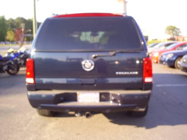 Cadillac Escalade 2004 photo 4