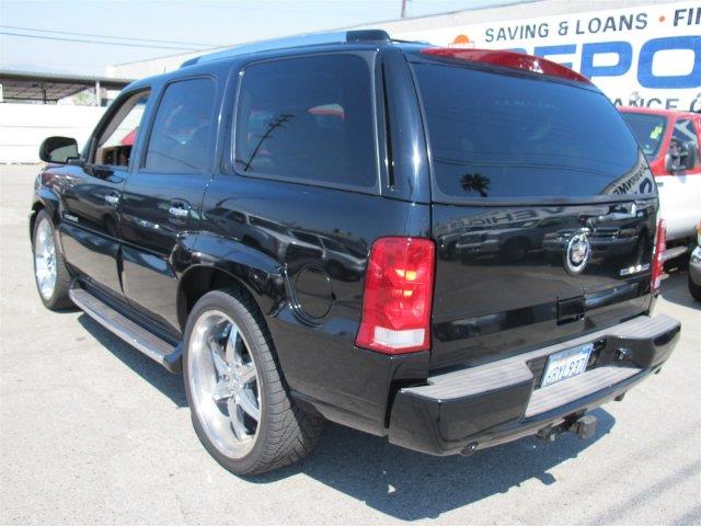 Cadillac Escalade 2004 photo 1