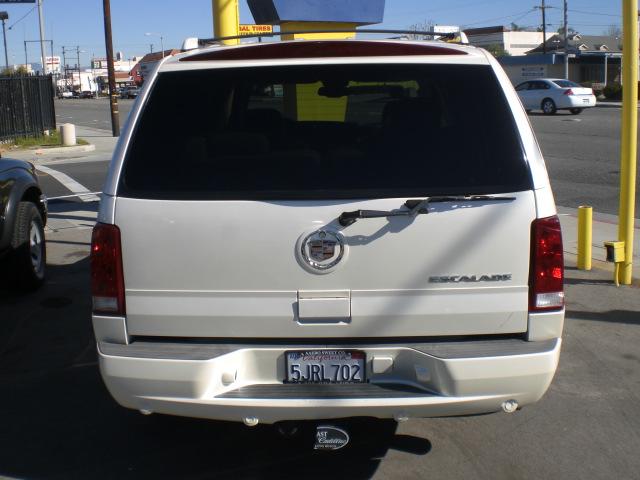 Cadillac Escalade 2004 photo 3