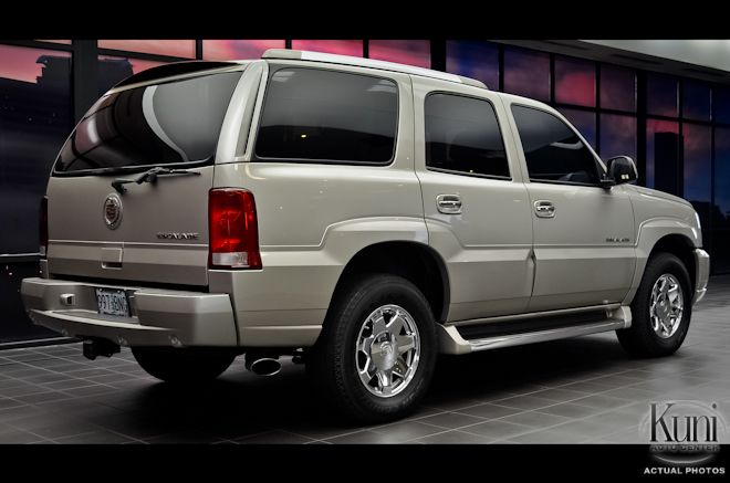 Cadillac Escalade 2004 photo 2