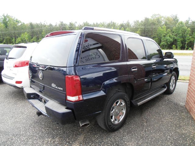 Cadillac Escalade 2004 photo 3