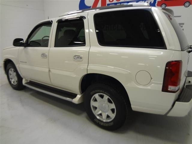 Cadillac Escalade 2004 photo 3