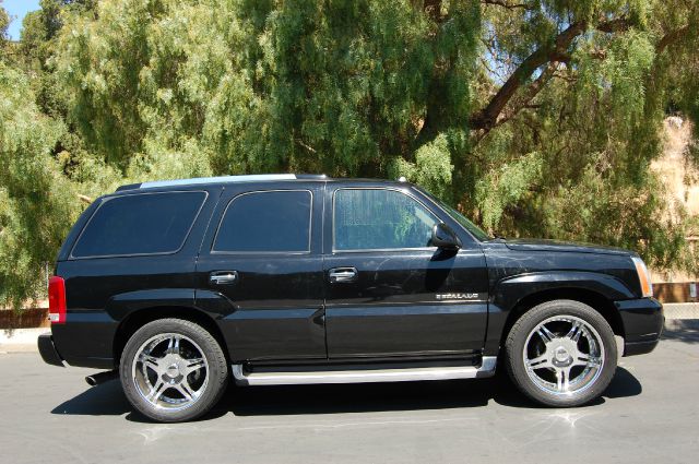 Cadillac Escalade 2005 photo 1