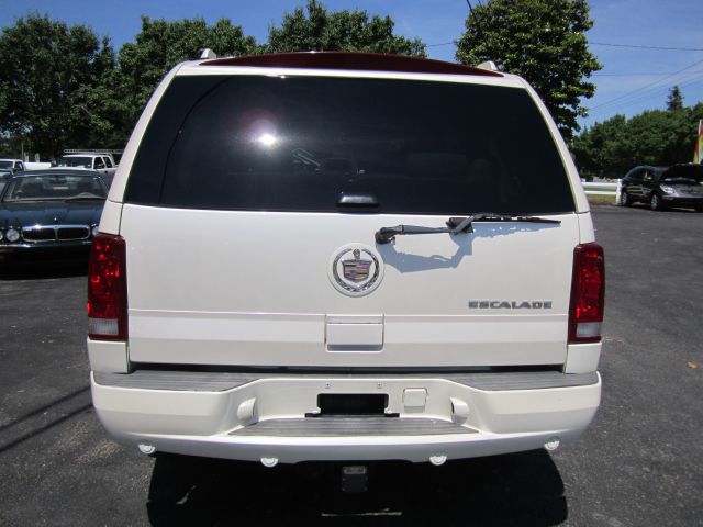 Cadillac Escalade 2005 photo 2