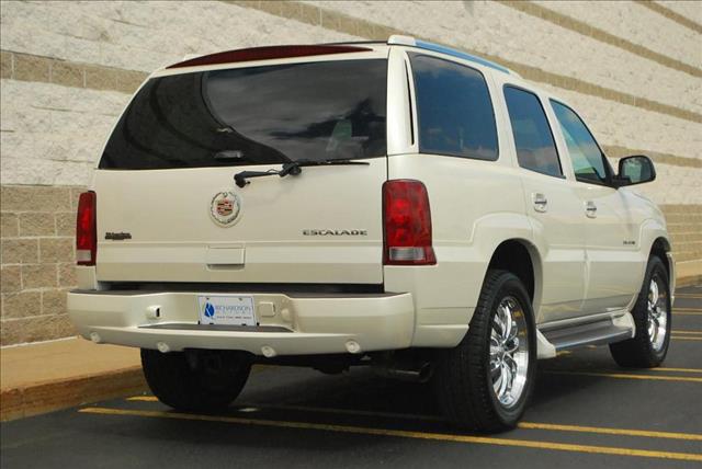 Cadillac Escalade 2005 photo 3