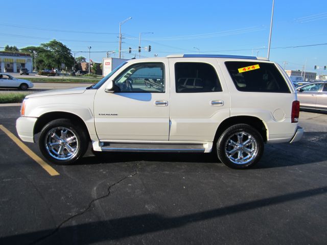 Cadillac Escalade 2005 photo 1