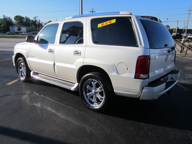 Cadillac Escalade 2005 photo 2