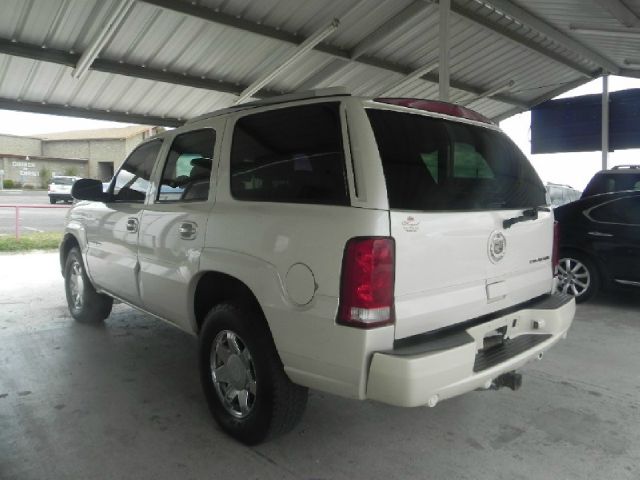 Cadillac Escalade 2005 photo 3