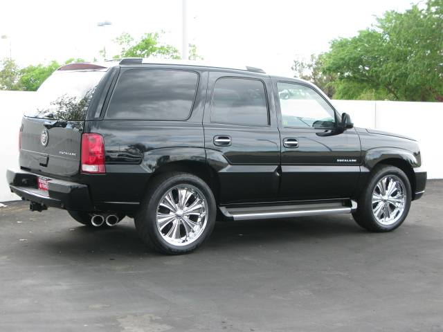 Cadillac Escalade Base Unspecified