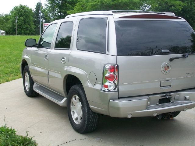 Cadillac Escalade 2005 photo 11