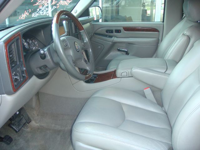 Cadillac Escalade 2005 photo 13