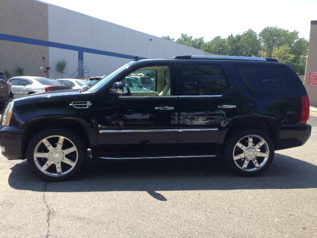 Cadillac Escalade EX - DUAL Power Doors SUV