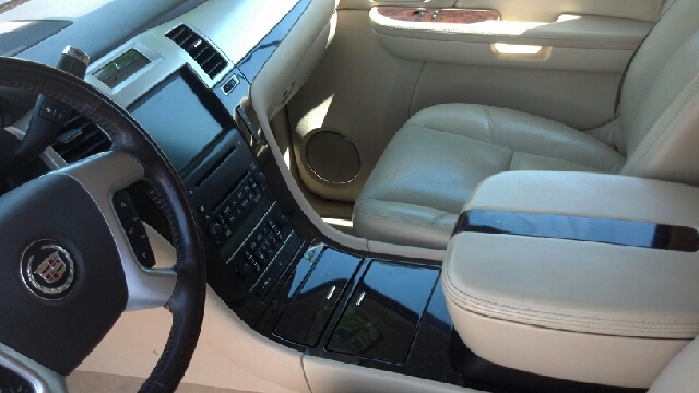 Cadillac Escalade 2007 photo 2