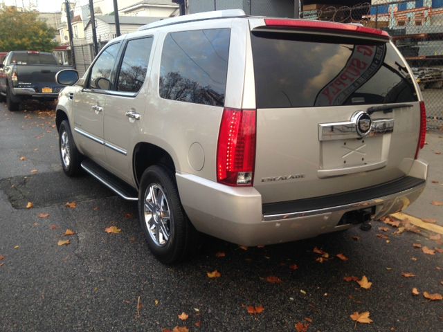 Cadillac Escalade 2007 photo 2