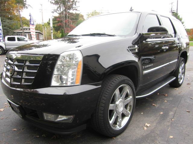 Cadillac Escalade EX - DUAL Power Doors SUV