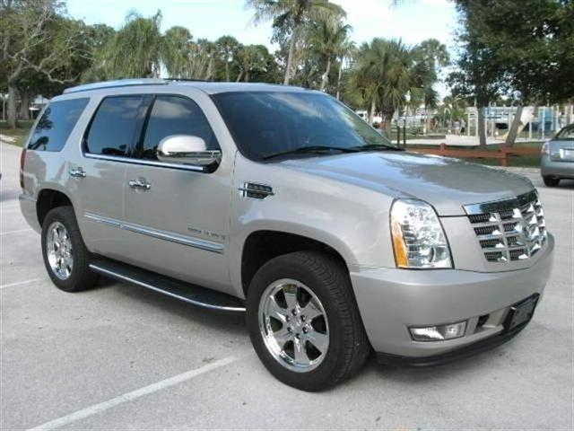 Cadillac Escalade V25 Sport Utility