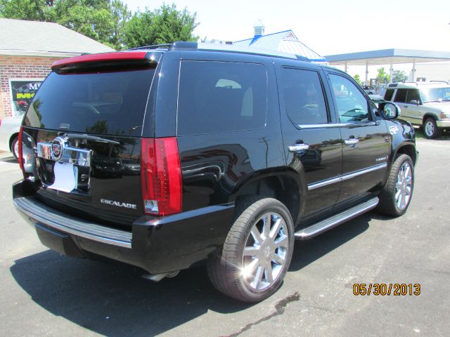 Cadillac Escalade 2007 photo 32