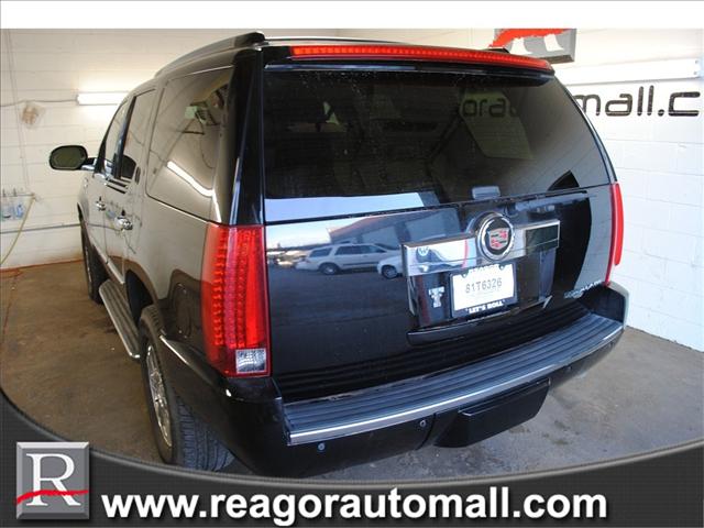 Cadillac Escalade 2008 photo 2