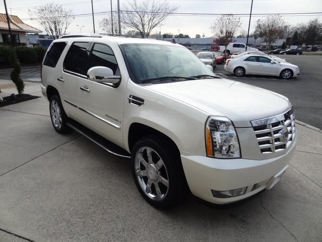 Cadillac Escalade 2008 photo 1