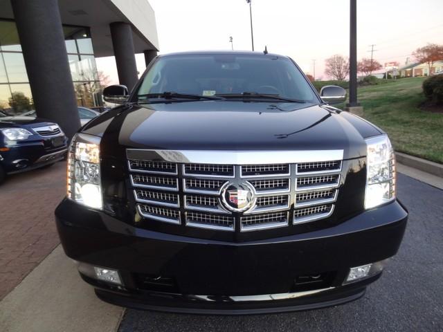 Cadillac Escalade 2008 photo 2