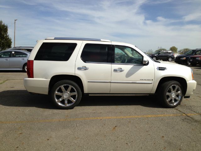 Cadillac Escalade 2008 photo 2