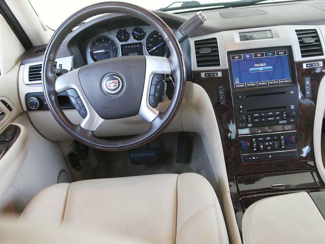 Cadillac Escalade 2008 photo 1