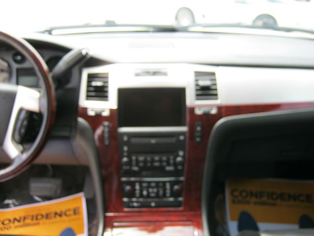 Cadillac Escalade 2008 photo 1