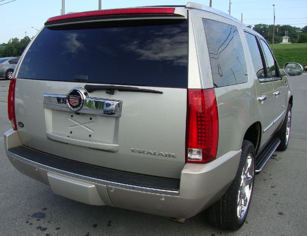 Cadillac Escalade 2008 photo 1