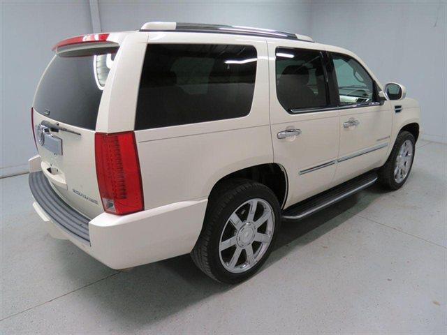 Cadillac Escalade 2008 photo 1