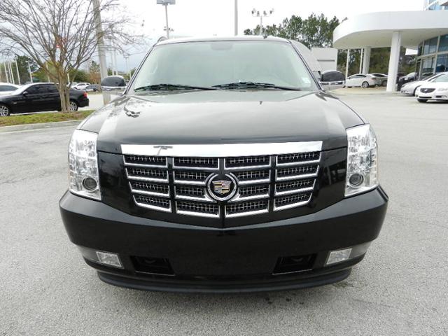 Cadillac Escalade 2010 photo 1