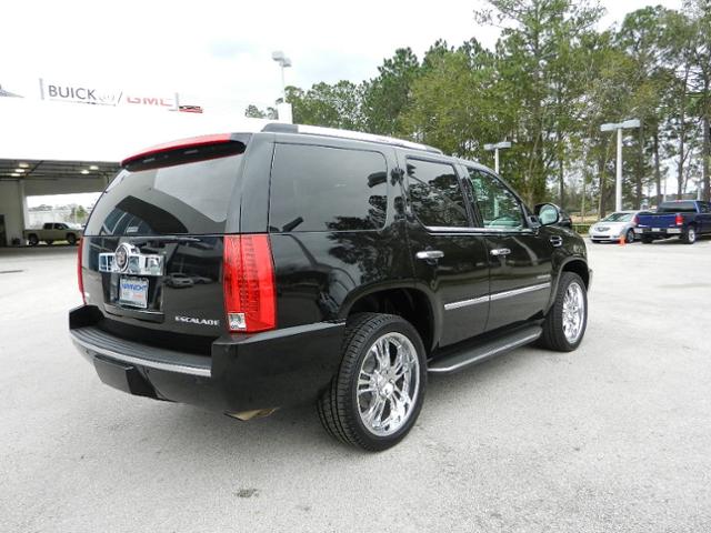 Cadillac Escalade 2010 photo 4