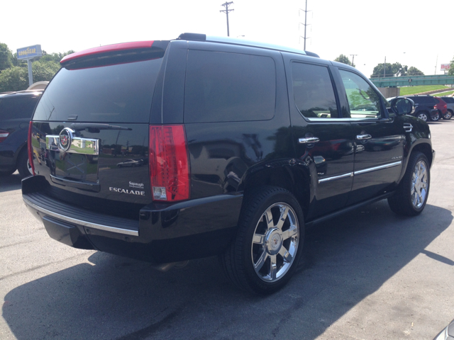 Cadillac Escalade 2010 photo 1