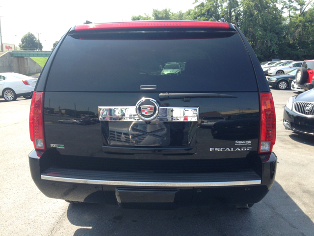 Cadillac Escalade 2010 photo 3