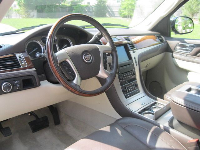 Cadillac Escalade 2010 photo 42