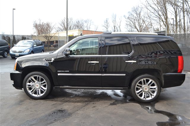 Cadillac Escalade 2010 photo 4