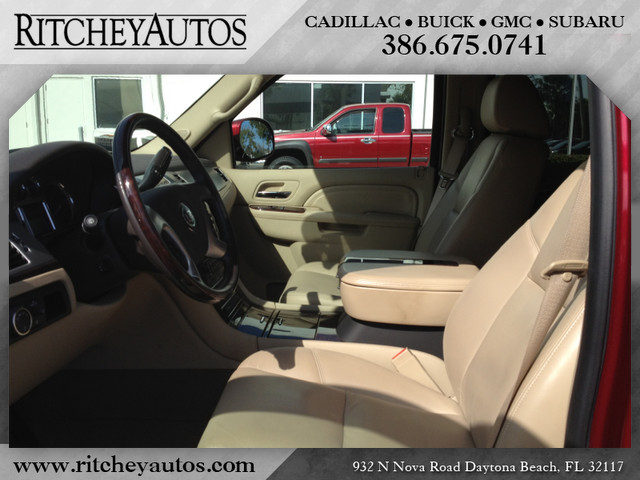 Cadillac Escalade 2010 photo 4