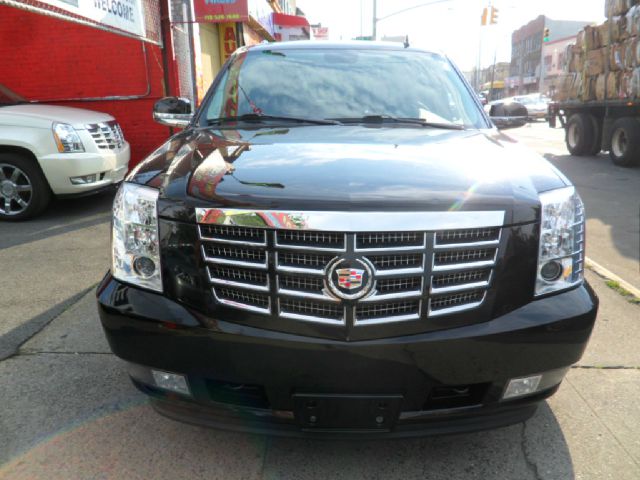 Cadillac Escalade 2010 photo 2