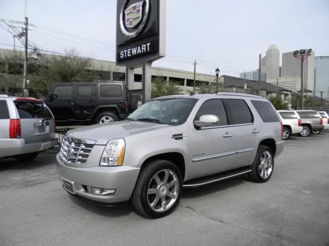 Cadillac Escalade 2011 photo 2