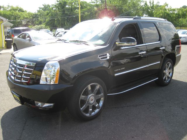 Cadillac Escalade 2011 photo 3