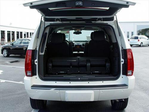 Cadillac Escalade 2011 photo 2