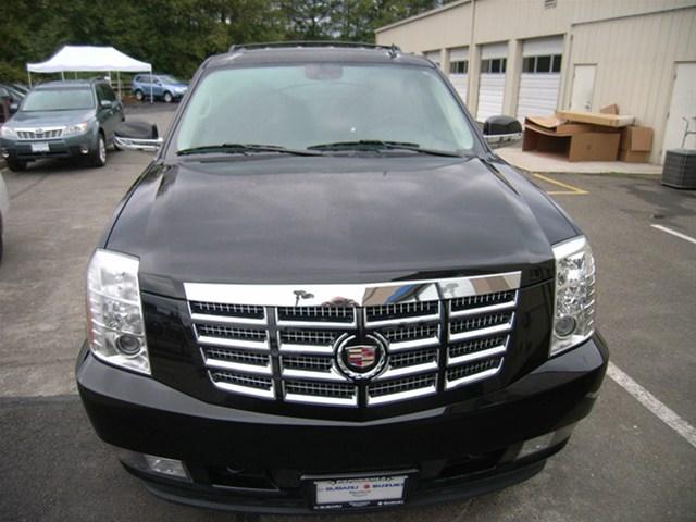 Cadillac Escalade 2011 photo 1