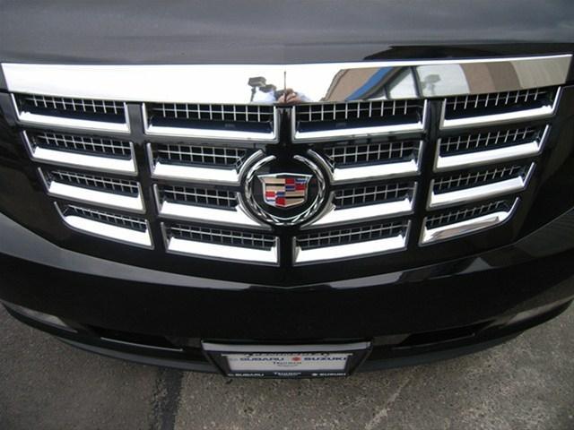 Cadillac Escalade 2011 photo 2