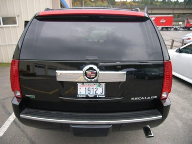 Cadillac Escalade 2011 photo 3