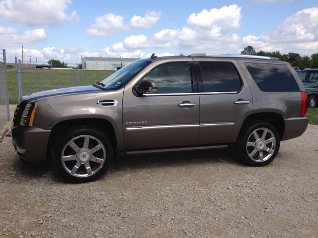 Cadillac Escalade 2011 photo 3