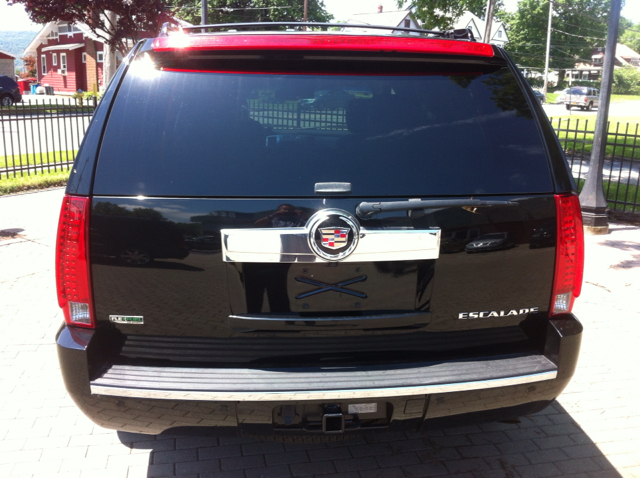 Cadillac Escalade 2011 photo 1