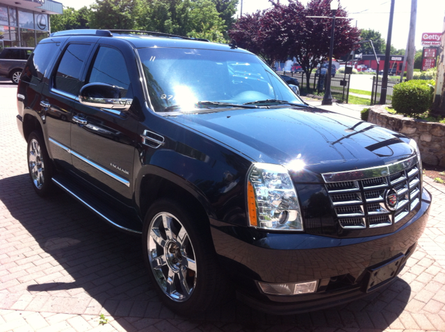 Cadillac Escalade 2011 photo 4