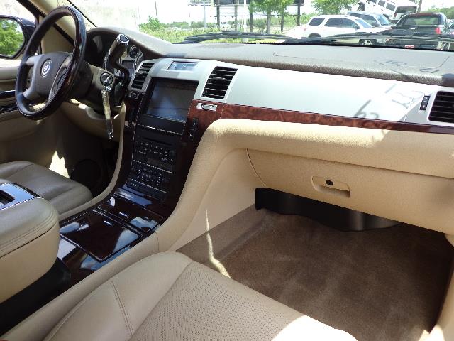 Cadillac Escalade 2012 photo 44