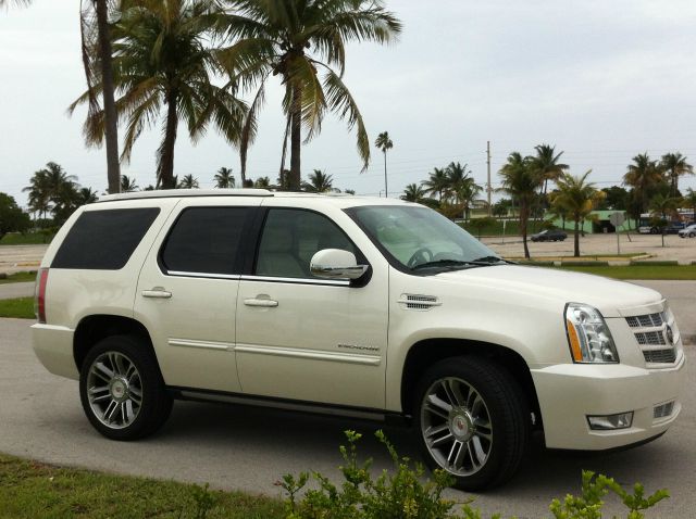 Cadillac Escalade 2013 photo 15