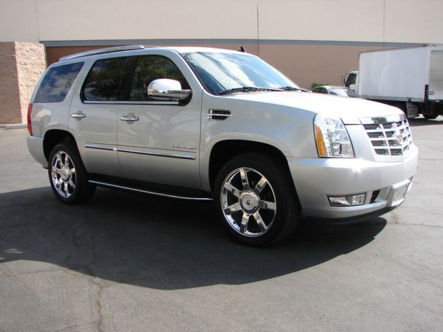 Cadillac Escalade 2013 photo 3